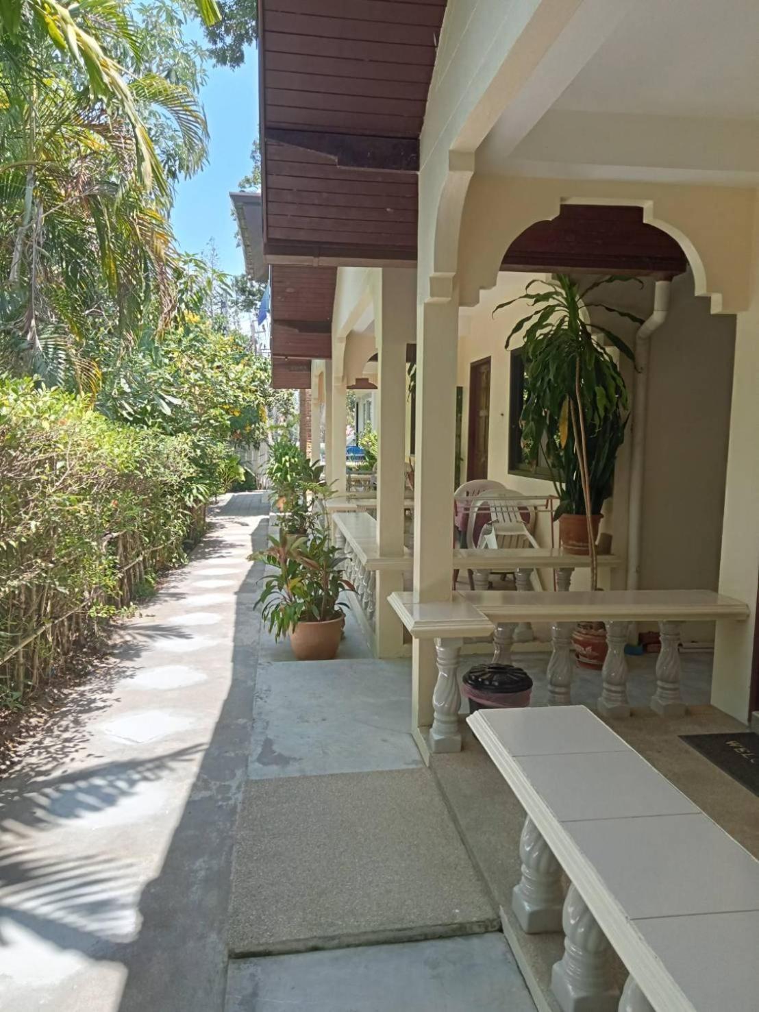 Wattana Bungalow Nai Yang Exterior photo