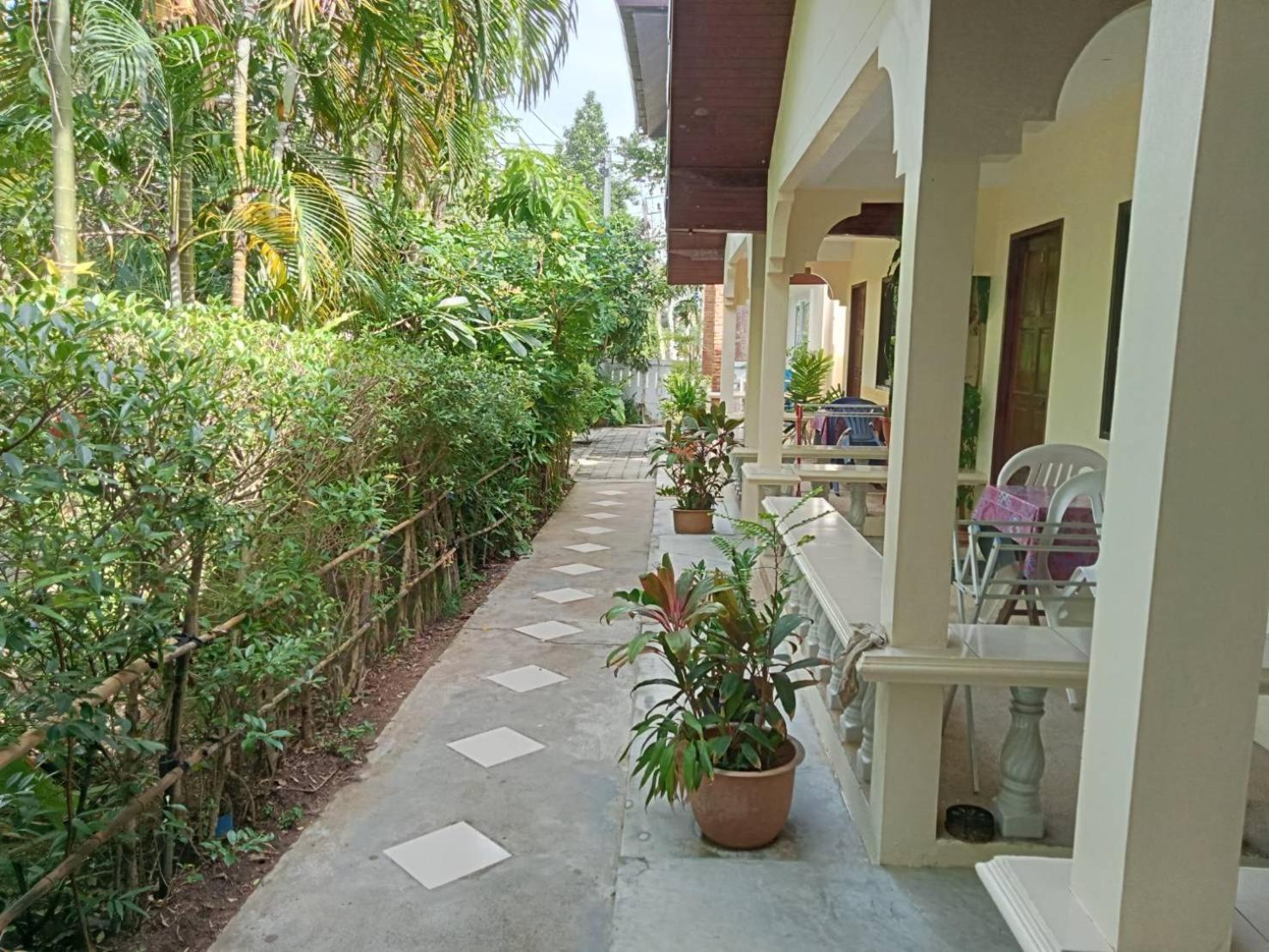 Wattana Bungalow Nai Yang Exterior photo